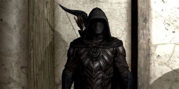Does Nightingale armor scale as you level light armor?